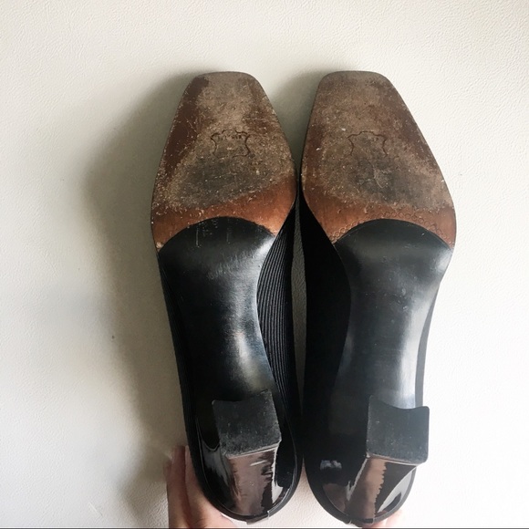 Stuart Weitzman square toe ribbed heels - Picture 5 of 6